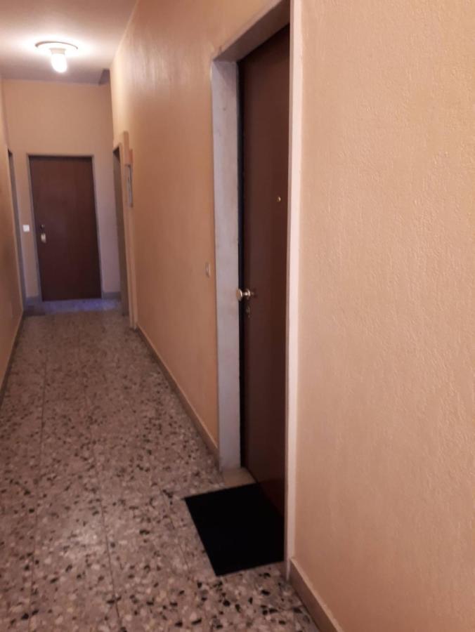 Apartamento Vicino Policlinico San Donato San Donato Milanese Buitenkant foto