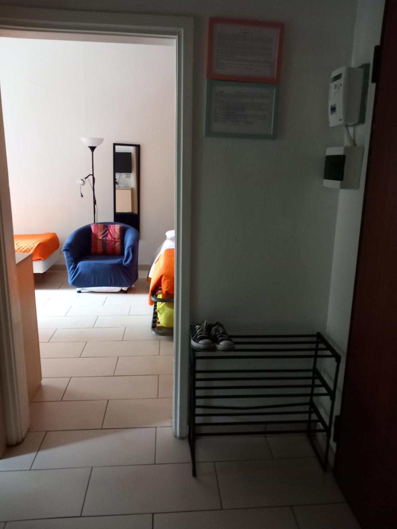 Apartamento Vicino Policlinico San Donato San Donato Milanese Buitenkant foto