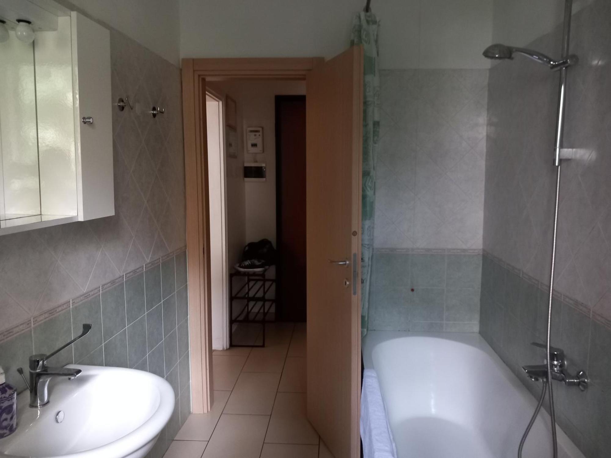Apartamento Vicino Policlinico San Donato San Donato Milanese Buitenkant foto
